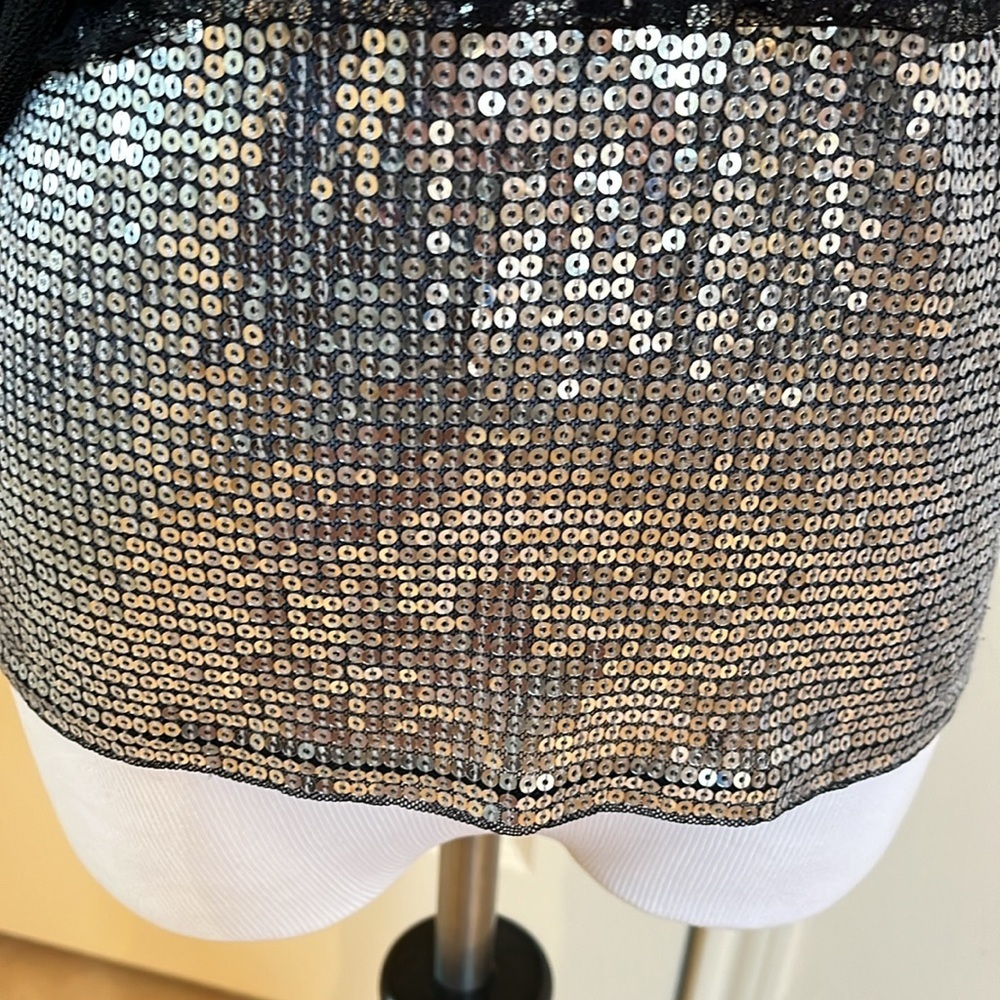 NWOT White House Black Market tank - Picture 6 of 11